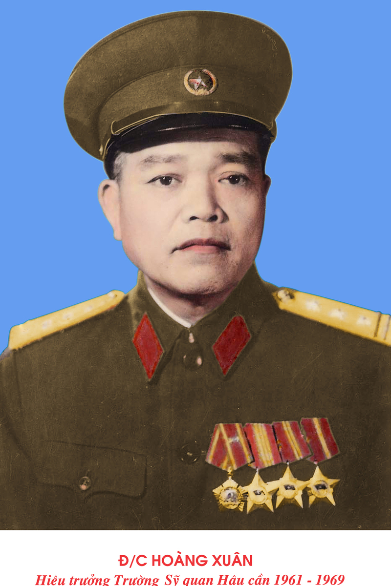 Đại tá Hoàng Xuân