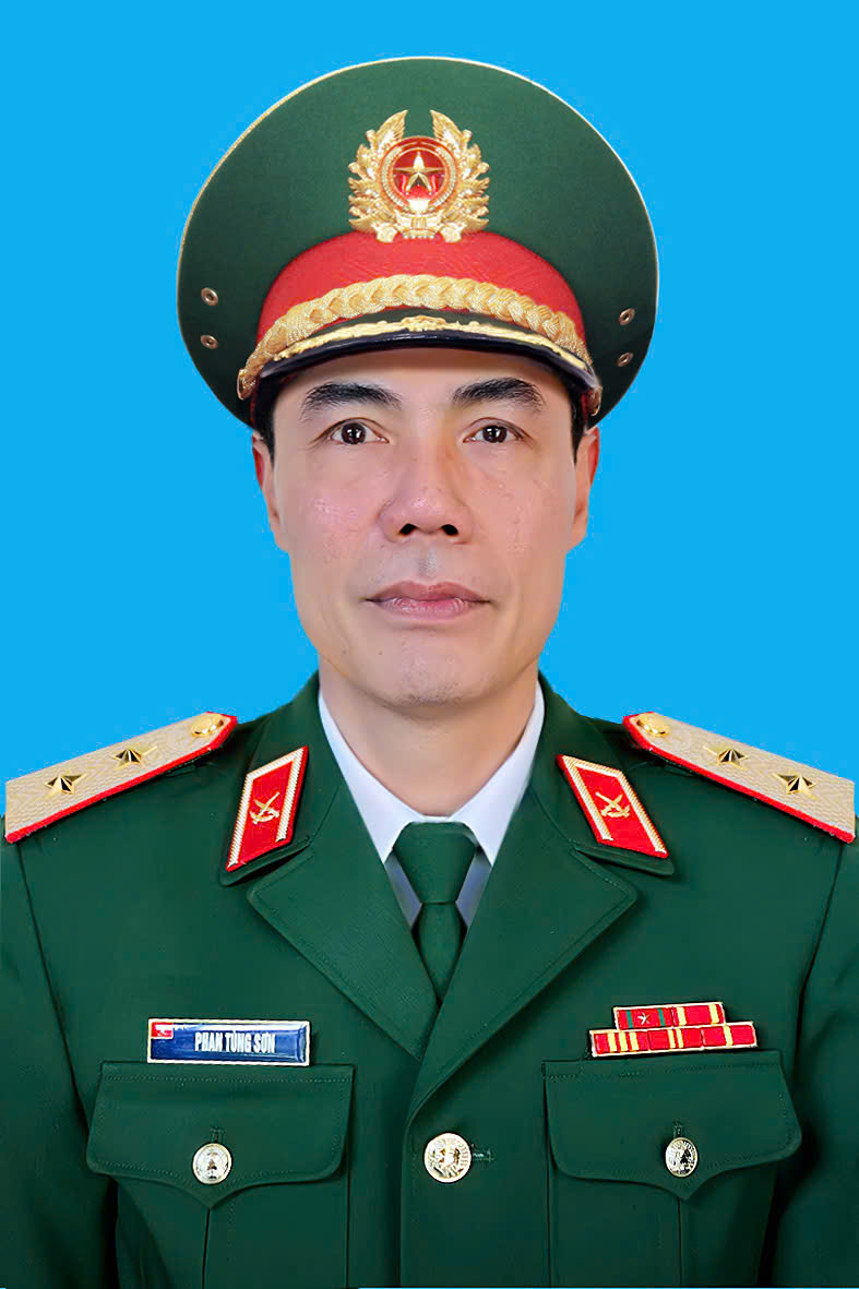 Trung tướng Phan Tùng Sơn