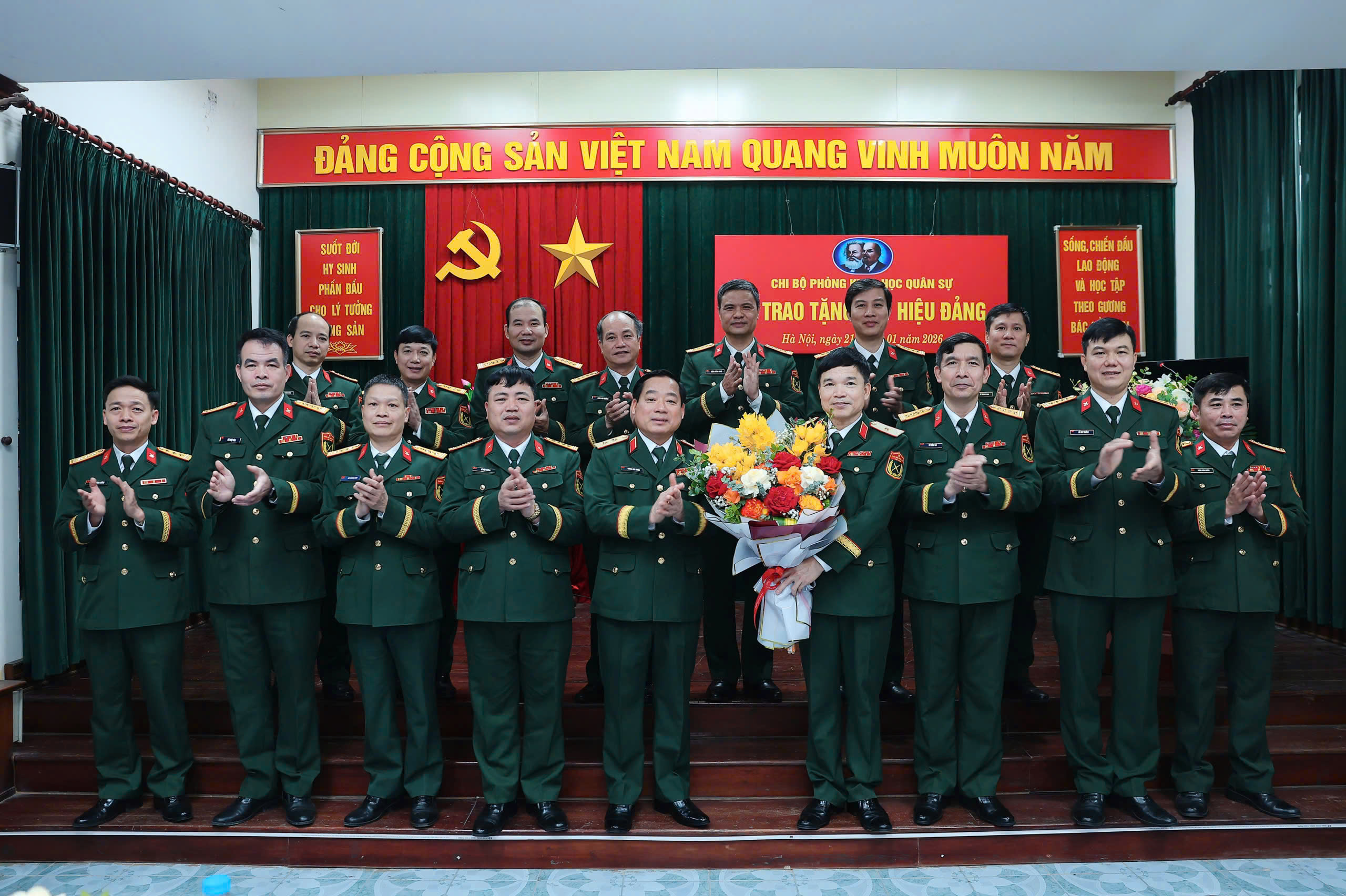 40 NĂM TRỌN NIỀM TIN VỚI ĐẢNG