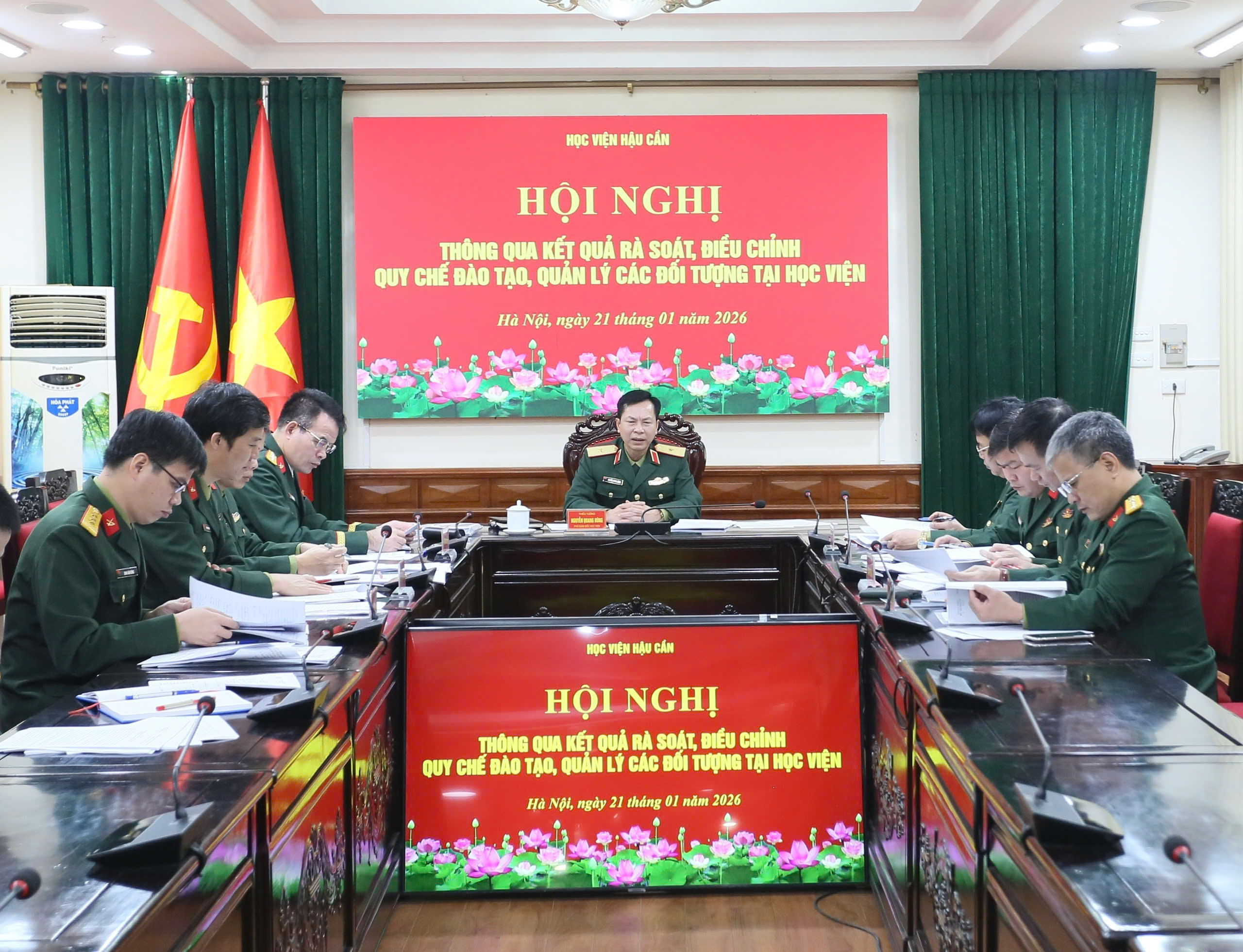 HỌC VIỆN HẬU CẦN TỔ CHỨC HỘI NGHỊ THÔNG QUA KẾT QUẢ RÀ SOÁT, ĐIỀU CHỈNH QUY CHẾ ĐÀO TẠO, QUẢN LÝ CÁC ĐỐI TƯỢNG