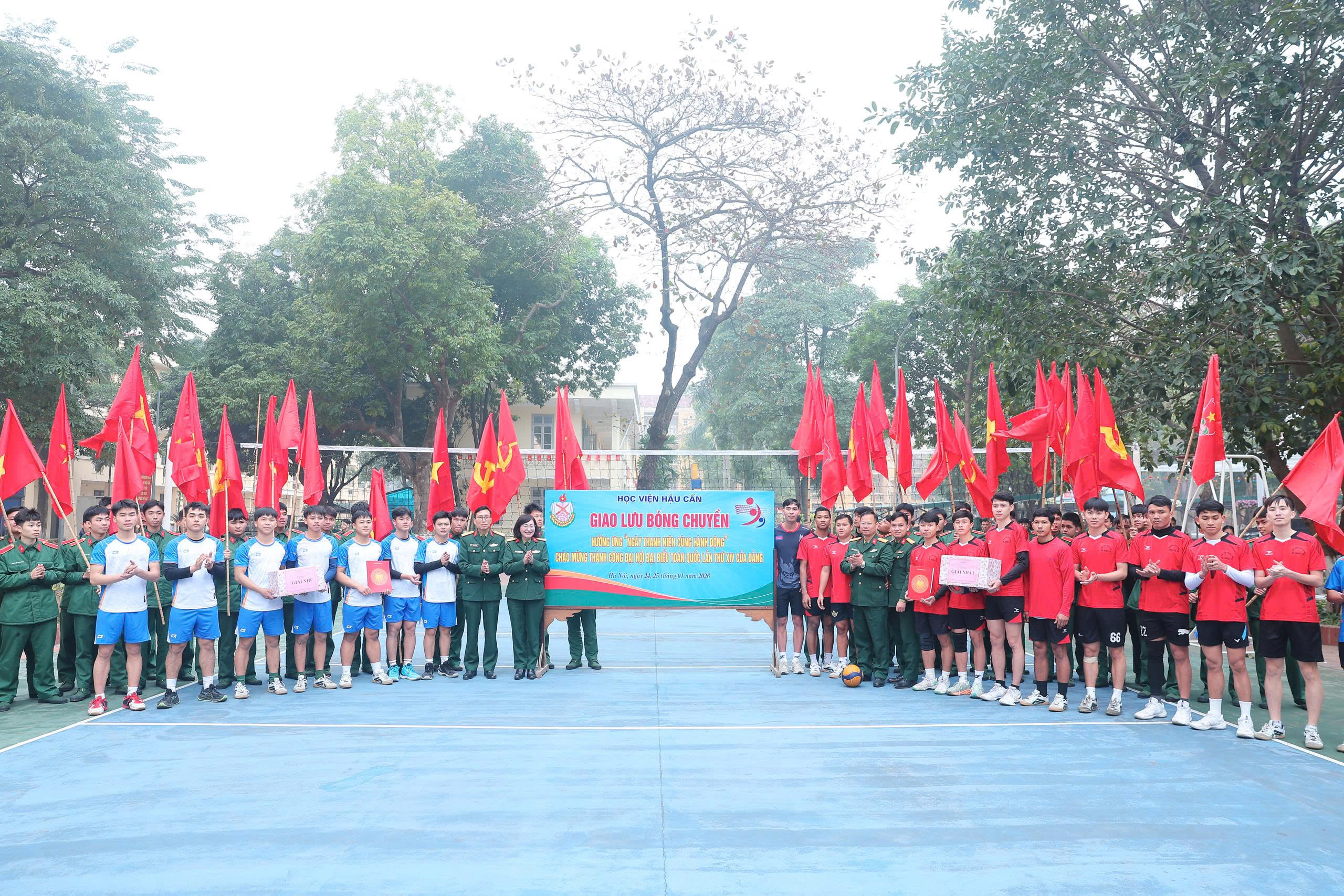 TUỔI TRẺ HỌC VIỆN HẬU CẦN SÔI NỔI HƯỞNG ỨNG “NGÀY THANH NIÊN CÙNG HÀNH ĐỘNG” CHÀO MỪNG THÀNH CÔNG ĐẠI HỘI ĐẠI BIỂU TOÀN QUỐC LẦN THỨ XIV CỦA ĐẢNG