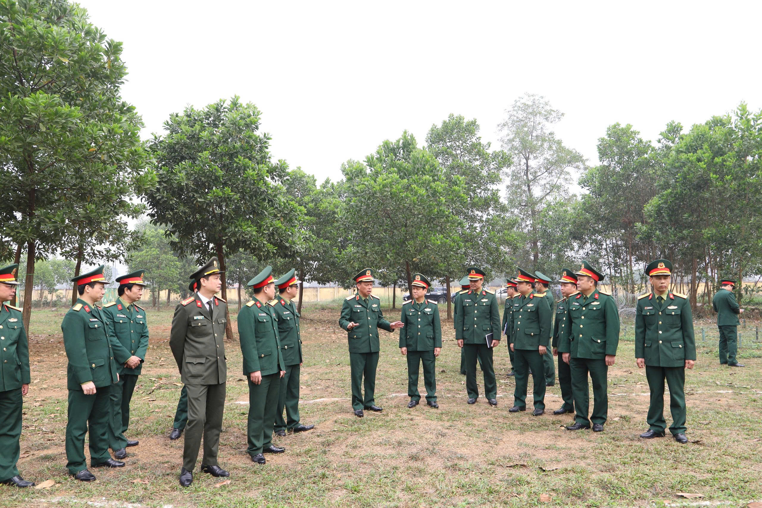 KHẲNG ĐỊNH NĂNG LỰC GIẢNG DẠY GIÁO DỤC QUỐC PHÒNG VÀ AN NINH CHO SINH VIÊN DÂN SỰ TẠI HỌC VIỆN HẬU CẦN