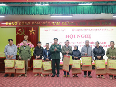 HỌC VIỆN HẬU CẦN MANG XUÂN ẤM ĐẾN VỚI ĐỊA PHƯƠNG