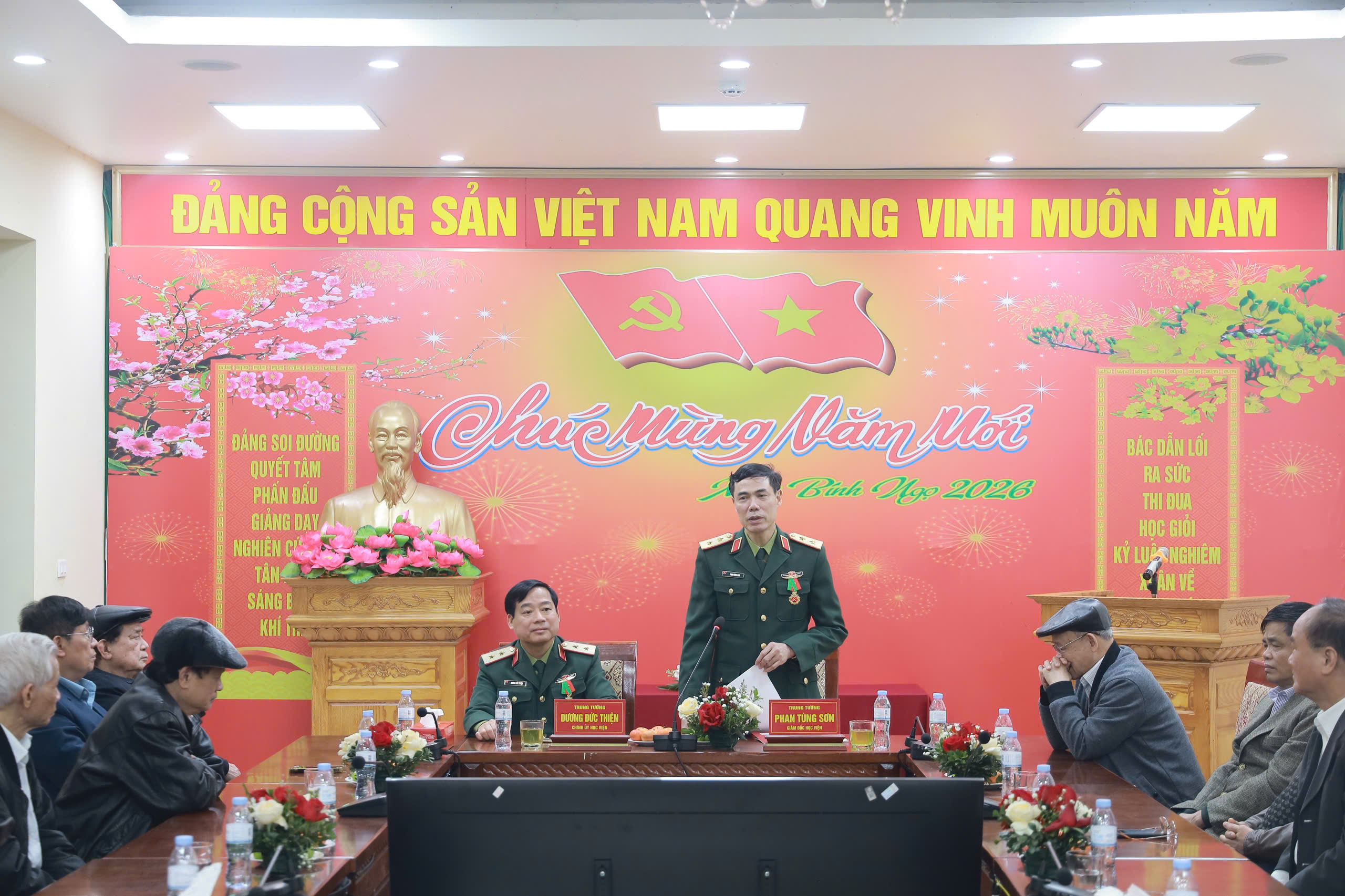 TỪ MẠCH NGUỒN TRUYỀN THỐNG ĐẾN MÙA XUÂN TRI ÂN Ở HỌC VIỆN HẬU CẦN