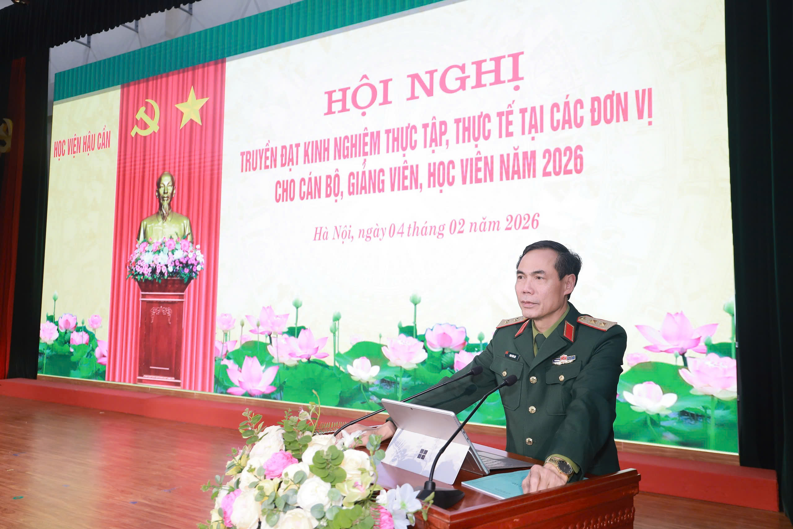 HỌC VIỆN HẬU CẦN TĂNG CƯỜNG GẮN LÝ LUẬN VỚI THỰC TIỄN CHO CÁN BỘ, GIẢNG VIÊN, HỌC VIÊN