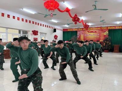TIỂU ĐOÀN 4 TỔ CHỨC LUYỆN TẬP PHỤC VỤ LỄ RA QUÂN HUẤN LUYỆN VÀ NGÀY CHẠY THỂ THAO QUÂN SỰ KẾT HỢP NGÀY CHẠY OLYMPIC VÌ SỨC KHỎE CỦA TOÀN DÂN NĂM 2026