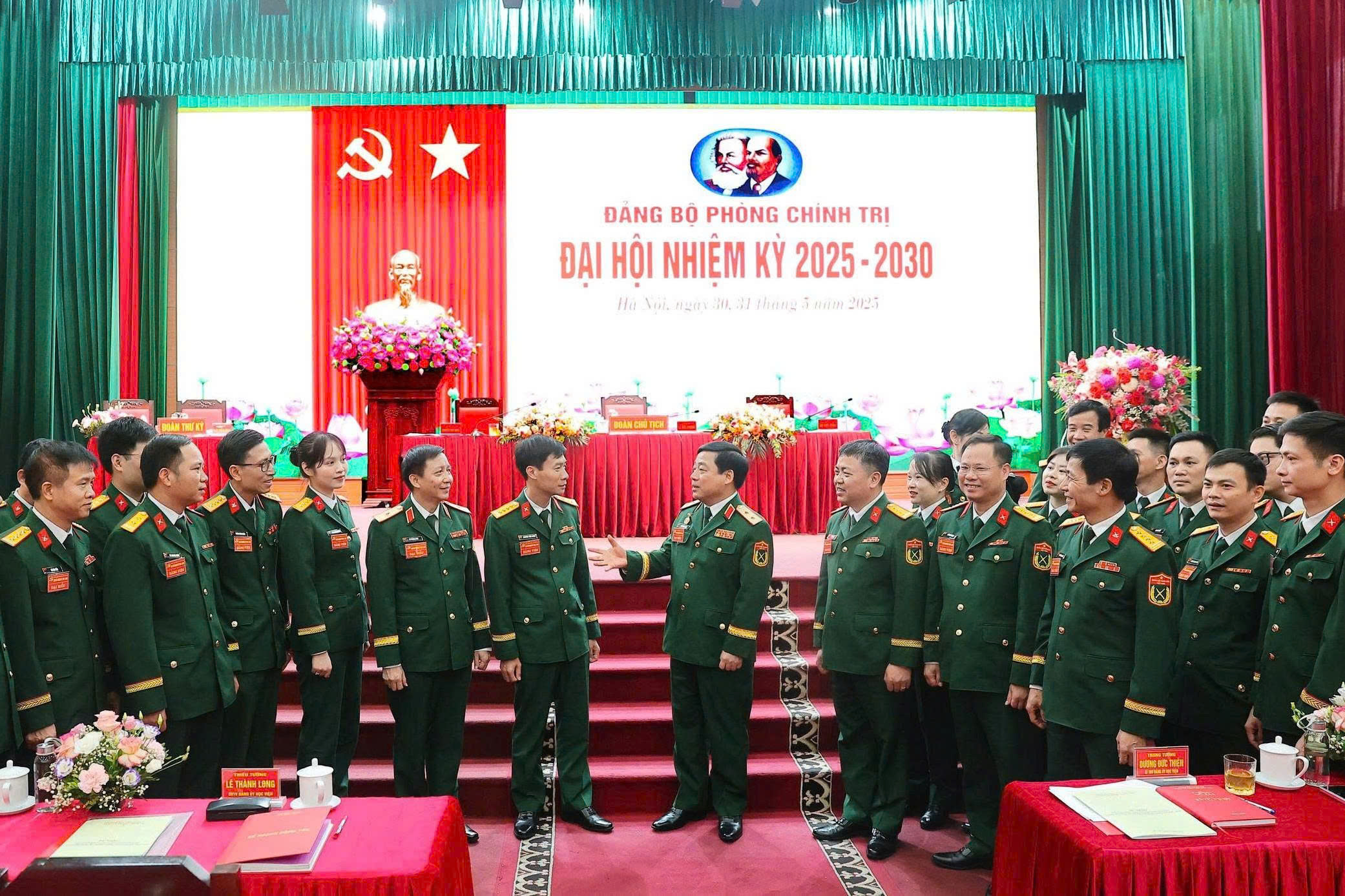 LÃNH ĐẠO XÂY DỰNG ĐẢNG BỘ HỌC VIỆN HẬU CẦN TRONG SẠCH, VỮNG MẠNH, TIÊU BIỂU