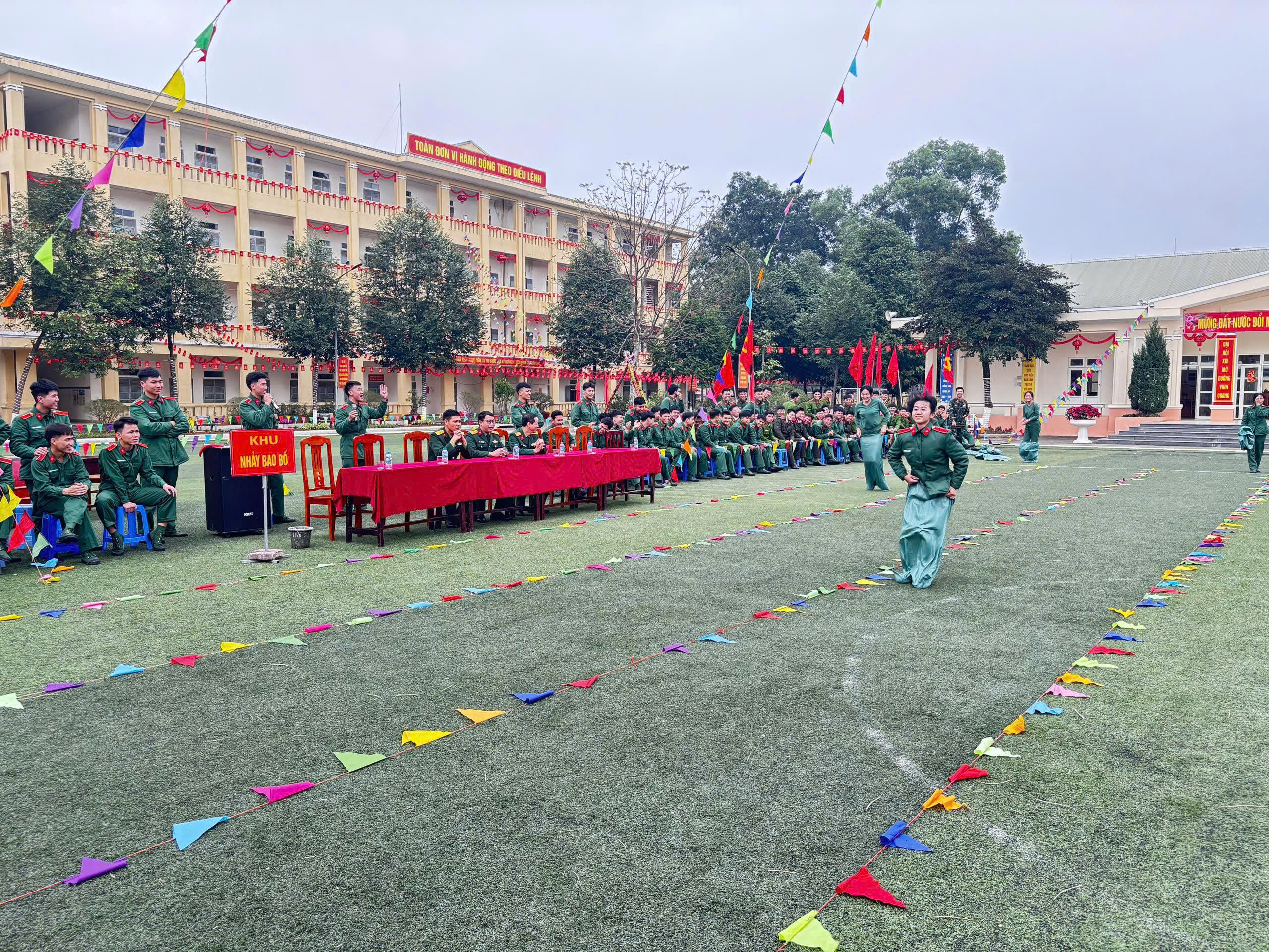 KHÍ THẾ VUI XUÂN, QUYẾT TÂM MỚI CỦA TUỔI TRẺ HỌC VIỆN HẬU CẦN