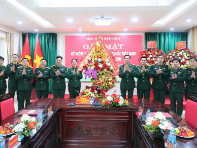 HỌC VIỆN HẬU CẦN TRI ÂN NHỮNG “CHIẾN SĨ ÁO TRẮNG” NHÂN NGÀY THẦY THUỐC VIỆT NAM