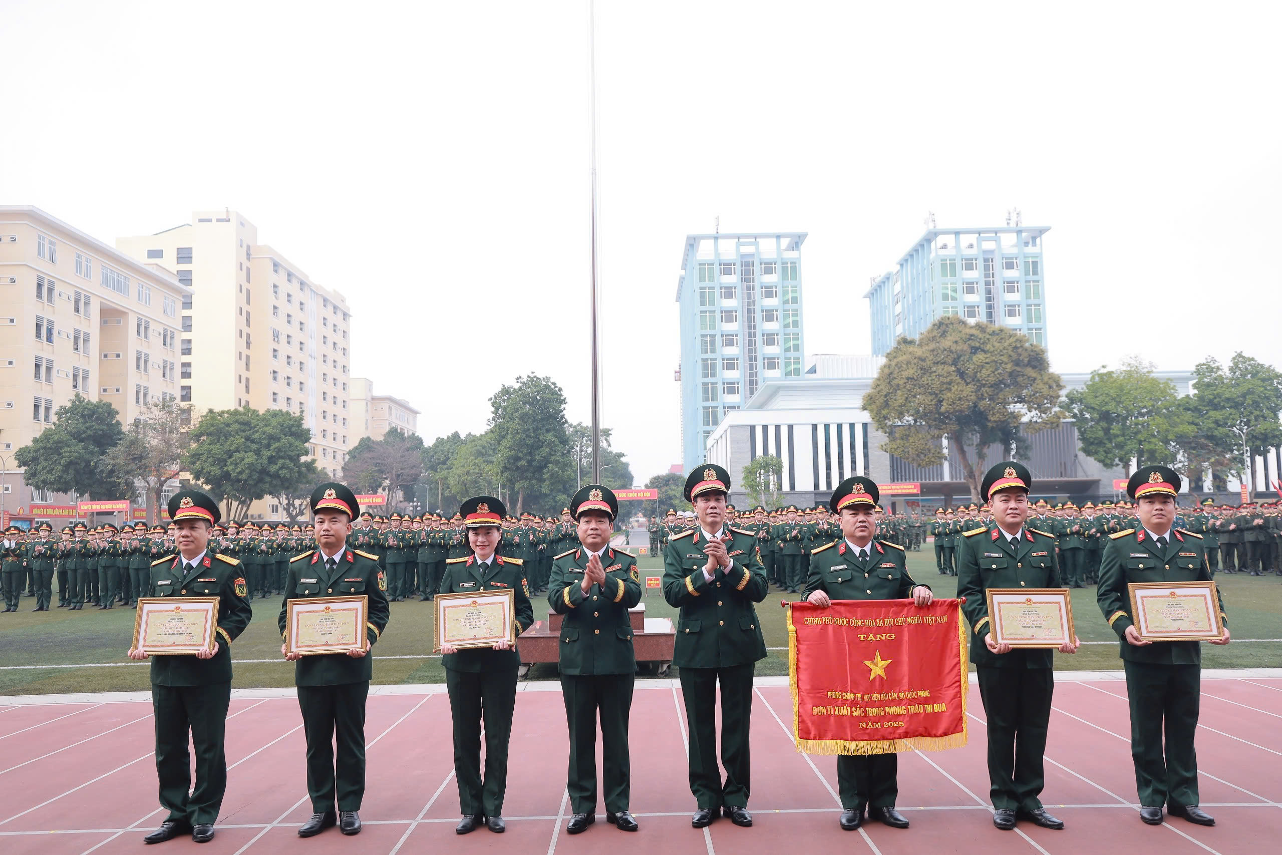HỌC VIỆN HẬU CẦN: SÔI NỔI KHÍ THẾ RA QUÂN HUẤN LUYỆN NĂM 2026