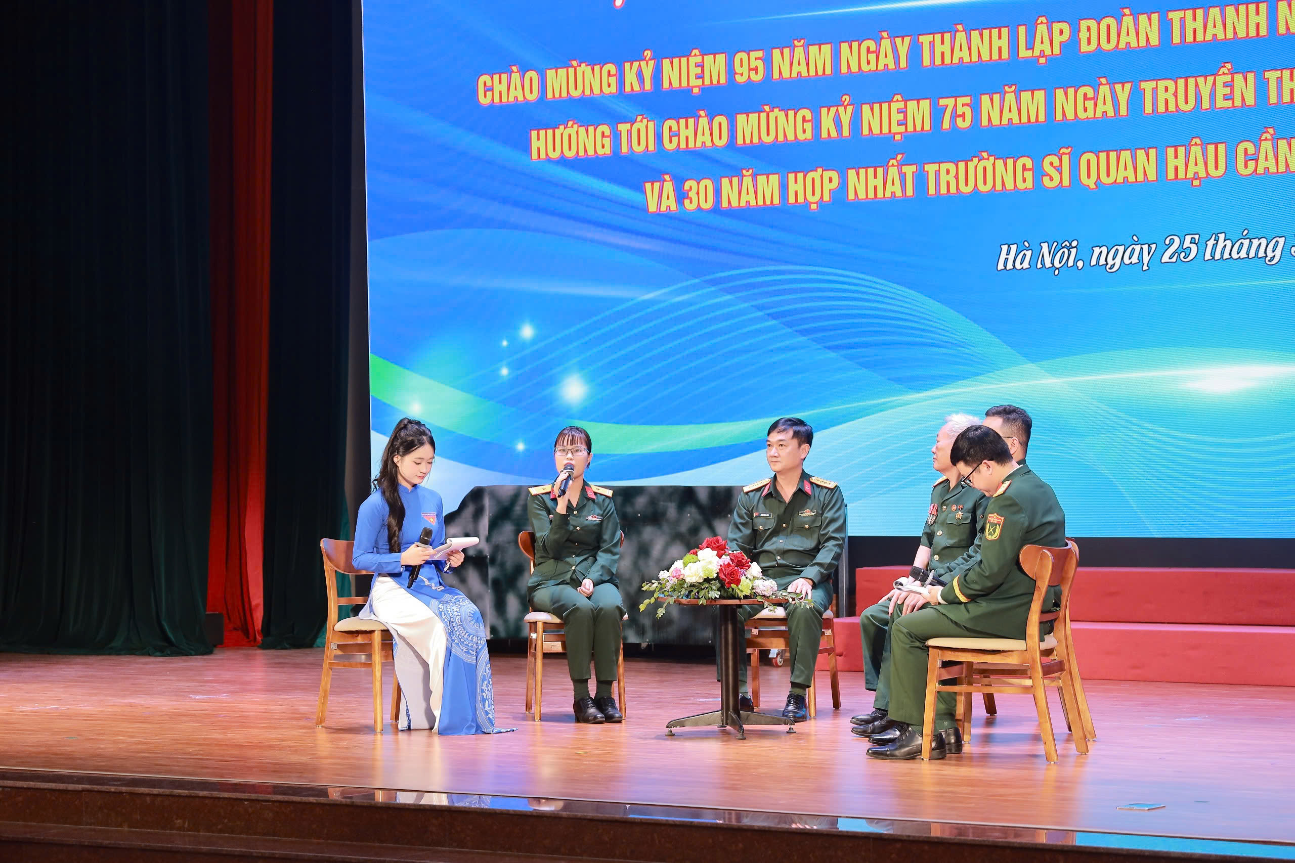 TUỔI TRẺ HỌC VIỆN HẬU CẦN TỰ HÀO TRUYỀN THỐNG, VỮNG BƯỚC TƯƠNG LAI