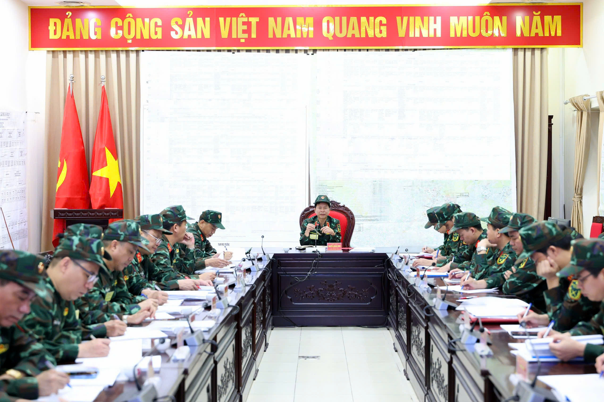 DIỄN TẬP H-26A HOÀN THÀNH TỐT NỘI DUNG CHUYỂN TRẠNG THÁI SẴN SÀNG CHIẾN ĐẤU, SẴN SÀNG CƠ ĐỘNG THỰC HIỆN NHIỆM VỤ TIẾP THEO