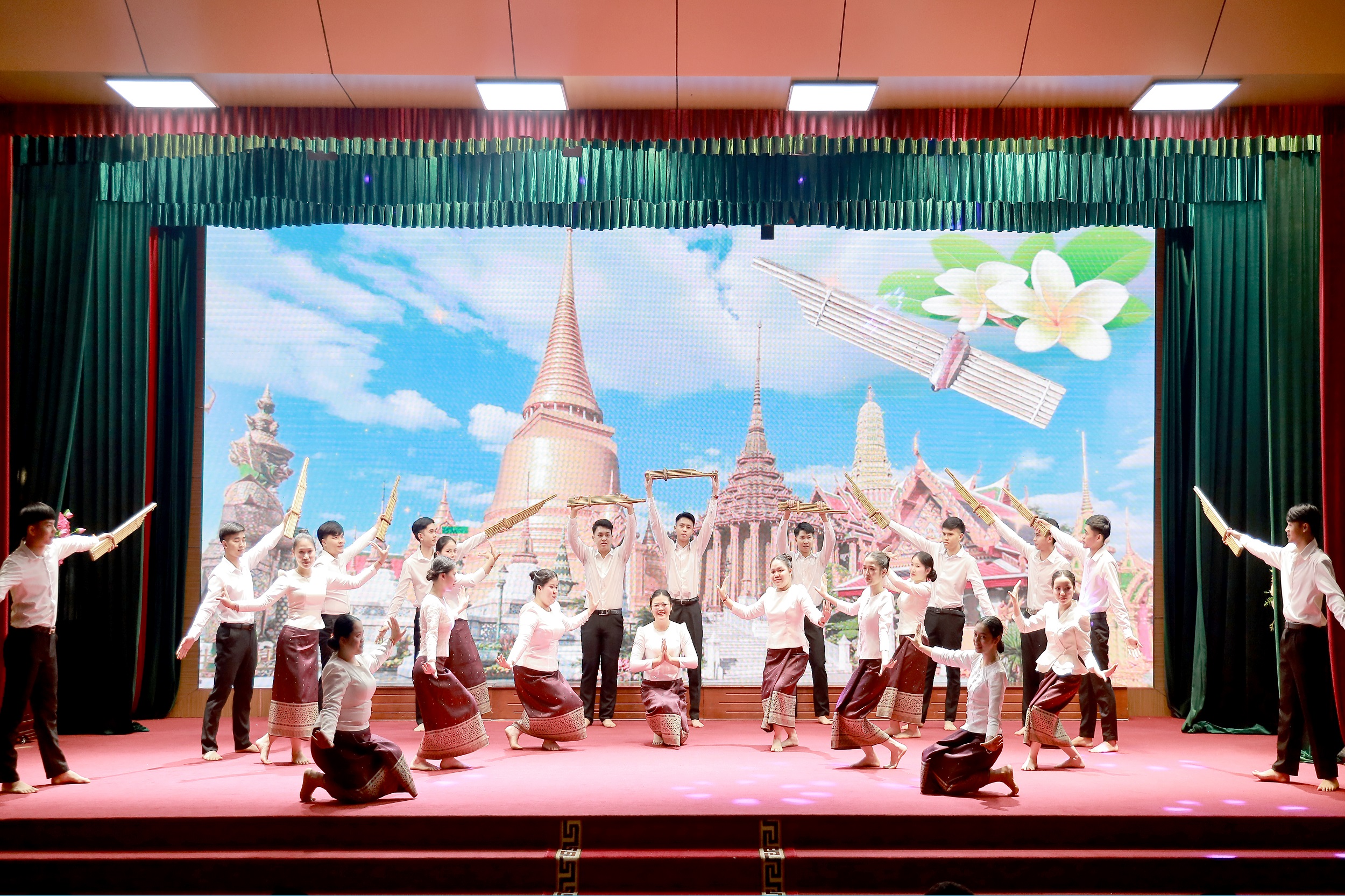 HỌC VIỆN HẬU CẦN LAN TỎA GIÁ TRỊ VĂN HÓA, VUN ĐẮP TÌNH ĐOÀN KẾT VIỆT NAM - LÀO - CAMPUCHIA