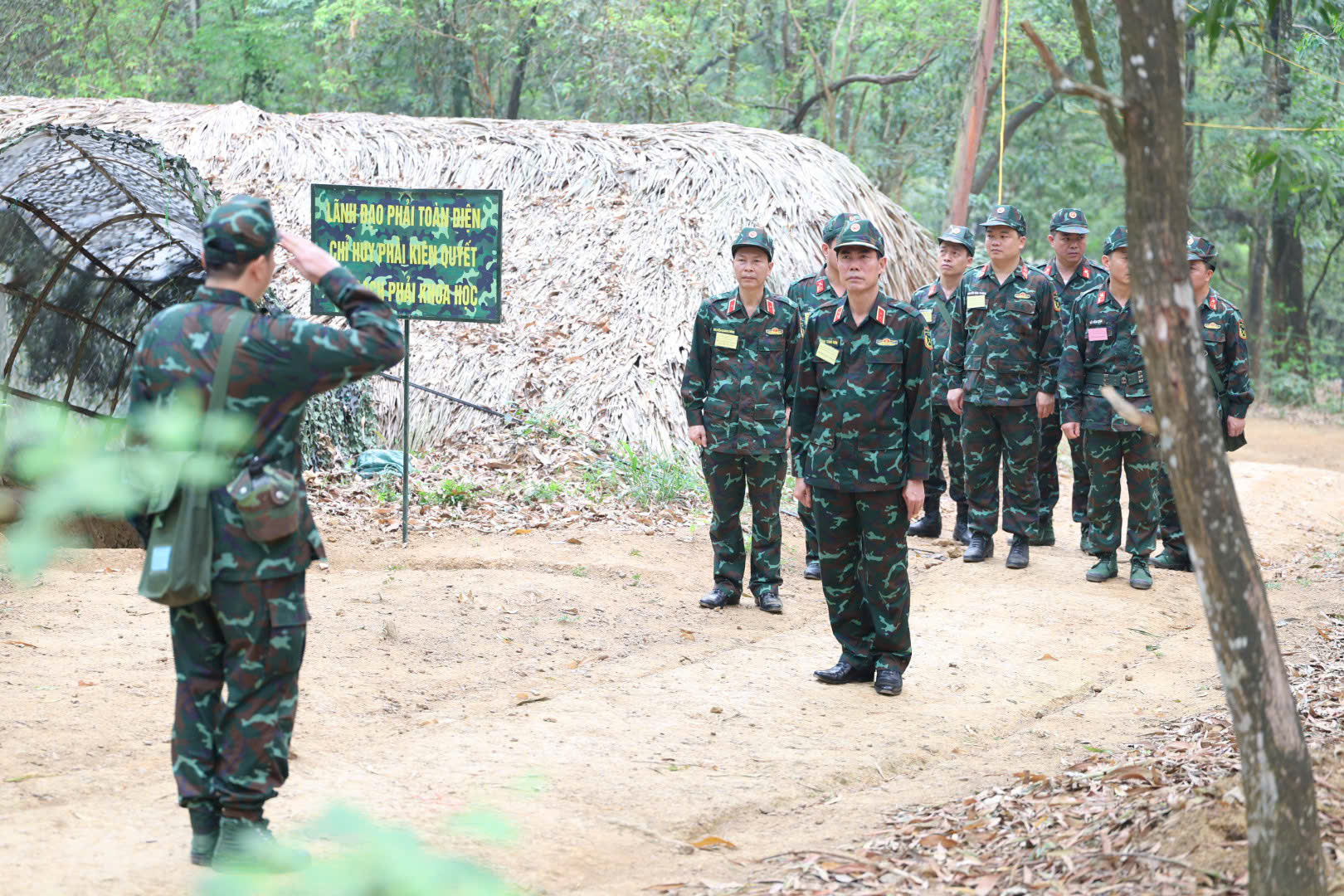 TÂM HUYẾT CỦA NGƯỜI THUYỀN TRƯỞNG QUA NHỮNG LÁT CẮT THỰC TIỄN DIỄN TẬP H-26A