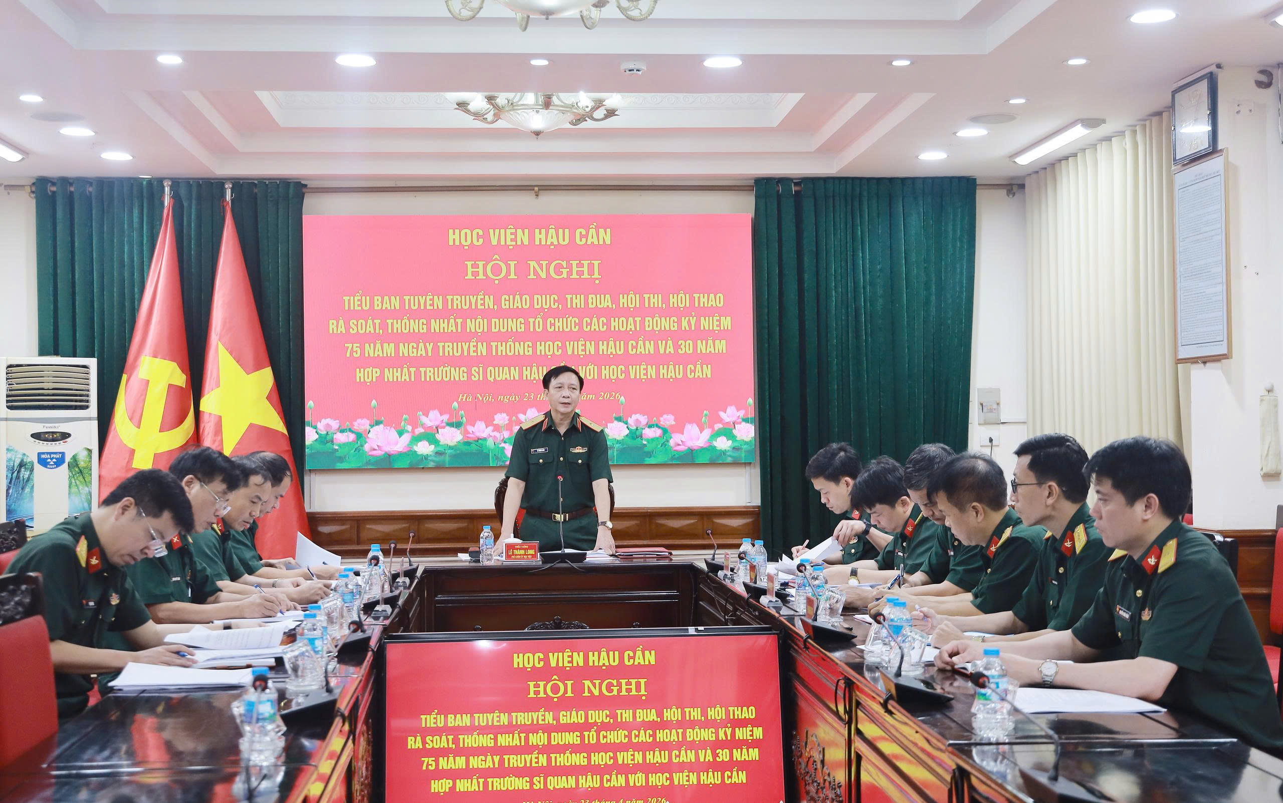 CHUẨN BỊ CHU ĐÁO CHO CÁC HOẠT ĐỘNG KỶ NIỆM 75 NĂM NGÀY TRUYỀN THỐNG HỌC VIỆN HẬU CẦN