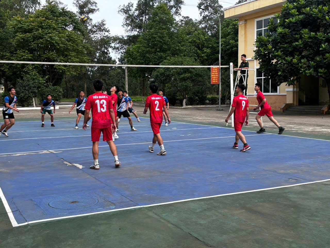 SÔI NỔI HOẠT ĐỘNG TUỔI TRẺ HỌC VIỆN HẬU CẦN TRONG DỊP LỄ 30/4 – 01/5