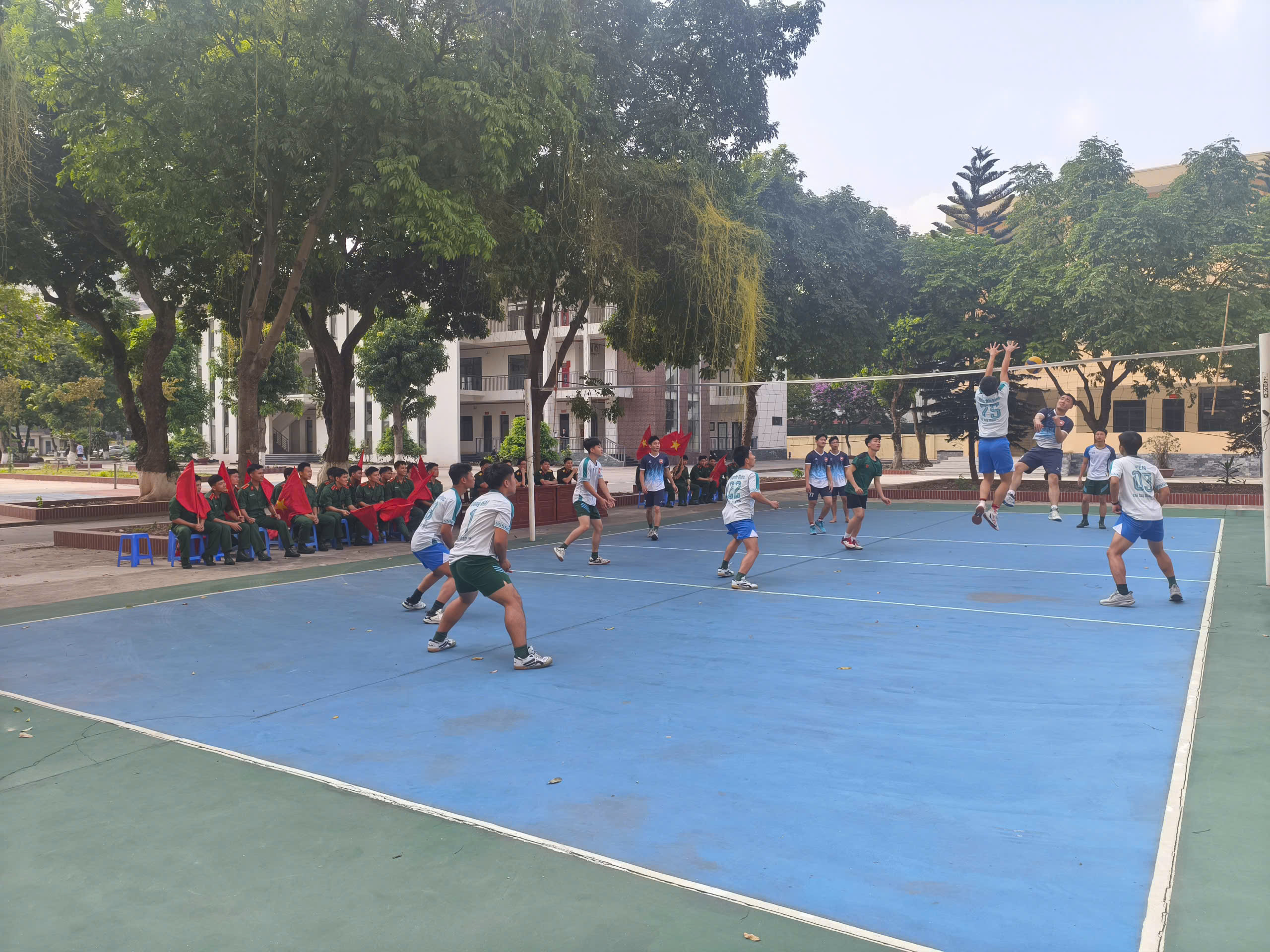 LAN TỎA TINH THẦN ĐOÀN KẾT QUA CHUỖI HOẠT ĐỘNG THỂ THAO – VĂN HÓA TẠI HỌC VIỆN HẬU CẦN