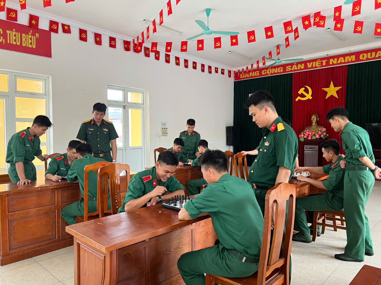 SÔI NỔI CHUỖI HOẠT ĐỘNG KẾT THÚC KỲ NGHỈ LỄ 30/4, 01/5 TẠI HỌC VIỆN HẬU CẦN