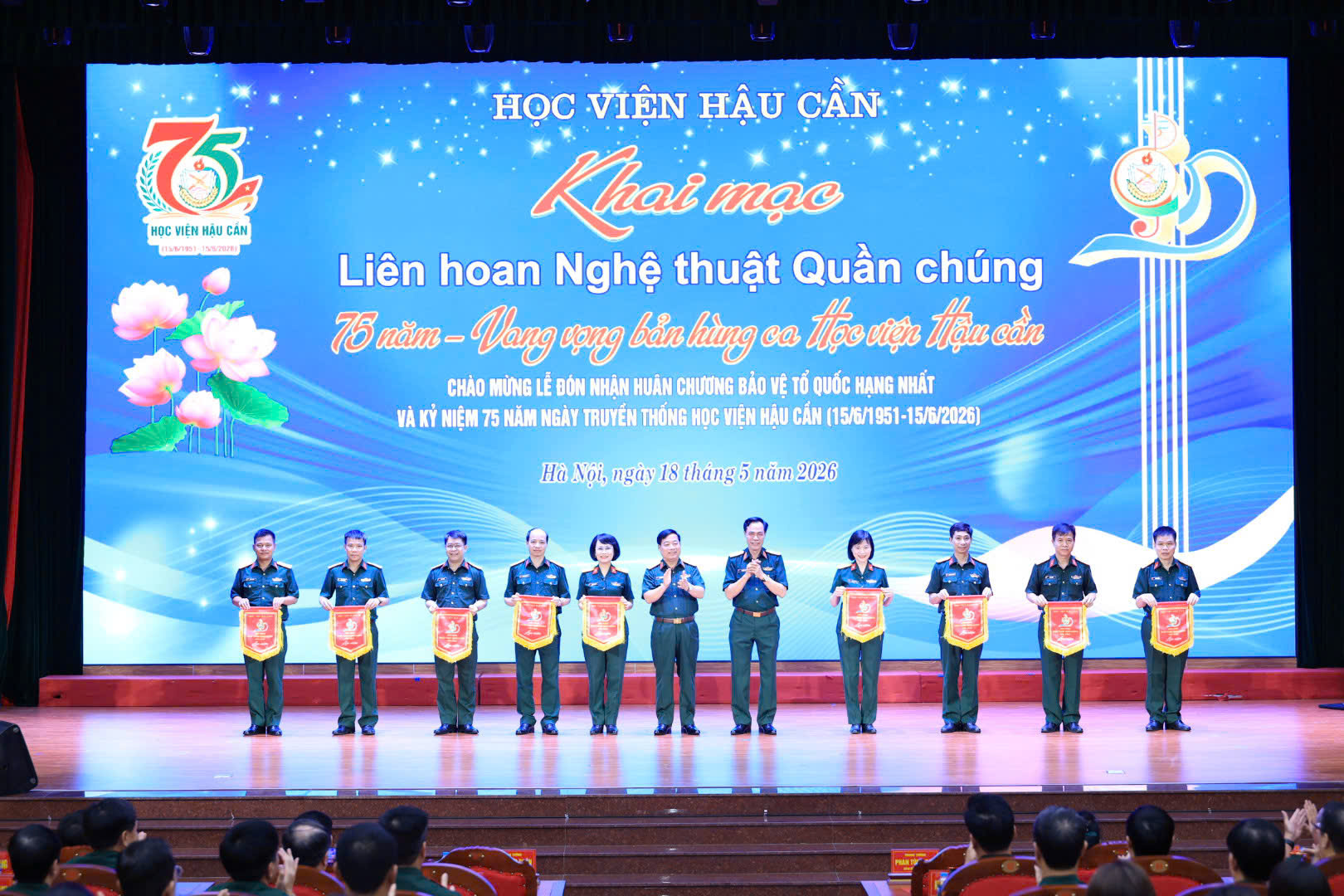 HỌC VIỆN HẬU CẦN TỔ CHỨC KHAI MẠC LIÊN HOAN NGHỆ THUẬT QUẦN CHÚNG NĂM 2026 HƯỚNG TỚI CHÀO MỪNG KỶ NIỆM 75 NĂM NGÀY TRUYỀN THỐNG HỌC VIỆN