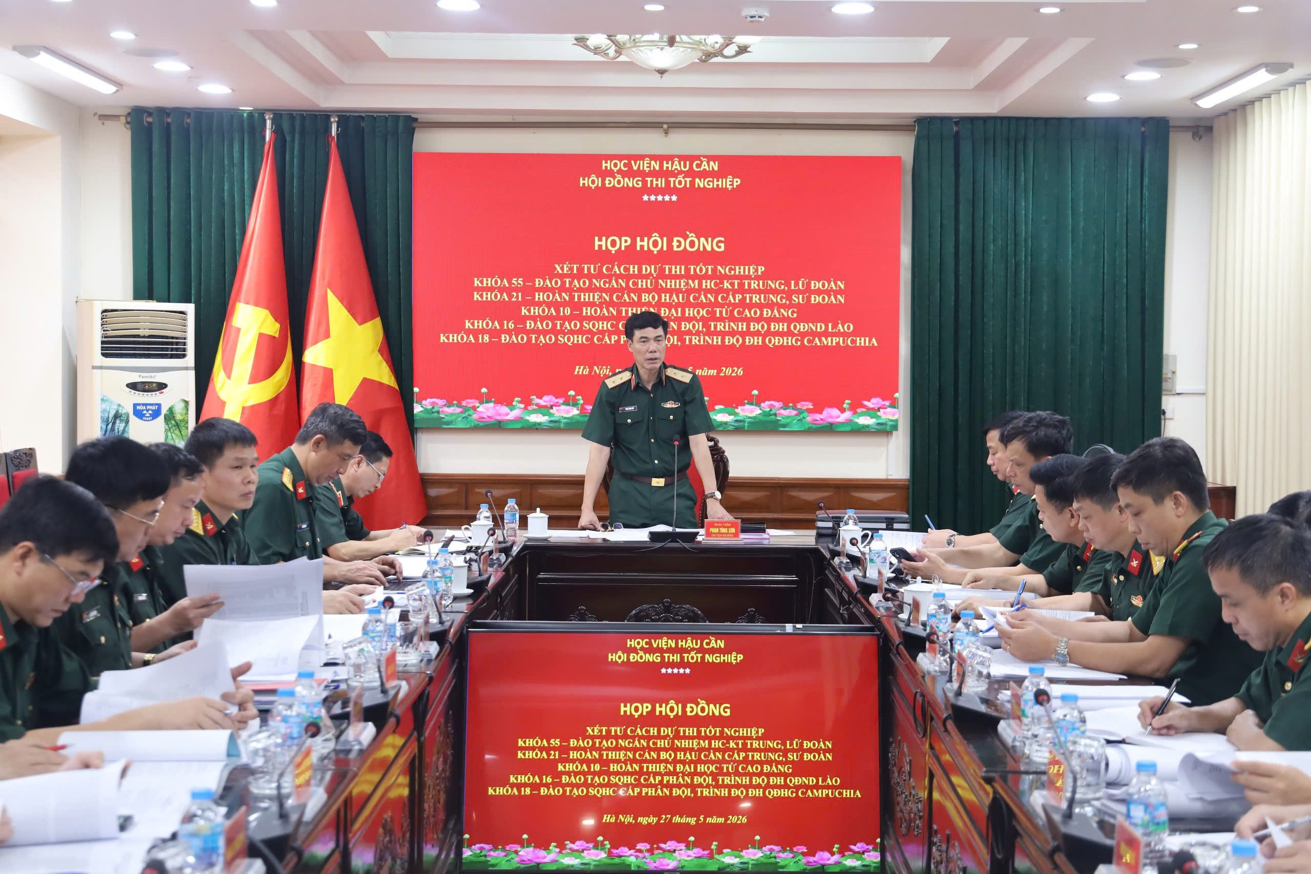 HỌC VIỆN HẬU CẦN TỔ CHỨC PHIÊN HỌP HỘI ĐỒNG XÉT TỐT NGHIỆP HỌC KỲ II NĂM HỌC 2025 - 2026