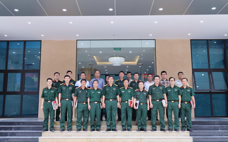 THỦ TRƯỞNG HỌC VIỆN NGHIỆM THU, BÀN GIAO ĐƯA VÀO SỬ DỤNG CÁC DỰ ÁN: ĐẦU TƯ XÂY DỰNG NHÀ ĐA NĂNG KHU VỰC 1/HỌC VIỆN HẬU CẦN