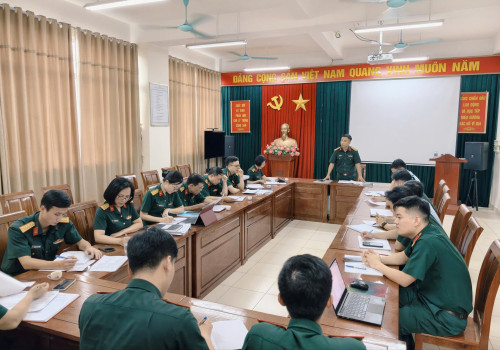 HỘI ĐỒNG KHOA HỌC KHOA TÀI CHÍNH THẨM ĐỊNH LUẬN VĂN THẠC SỸ CHO HỌC VIÊN CAO HỌC KHOÁ 19 VÀ ĐỊNH HƯỚNG TÊN ĐỀ TÀI LUẬN VĂN TỐT NGHIỆP CHO HỌC VIÊN CAO HỌC KHOÁ 20