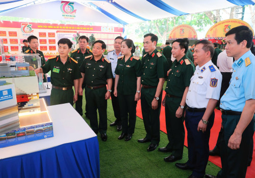 PHÓNG SỰ - HỘI THẢO KHOA HỌC "HỌC VIỆN HẬU CẦN 75 NĂM XÂY DỰNG, PHÁT TRIỂN - THÀNH TỰU VÀ KINH NGHIỆM"