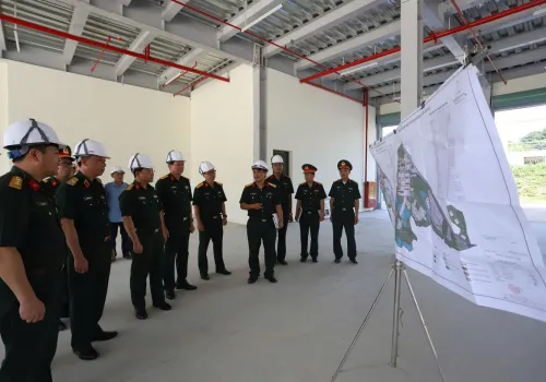ĐOÀN GIÁM SÁT ĐÁNH GIÁ ĐẦU TƯ BỘ QUỐC PHÒNG ĐÁNH GIÁ TỔNG THỂ ĐẦU TƯ NĂM 2026 ĐỐI VỚI HỌC VIỆN HẬU CẦN