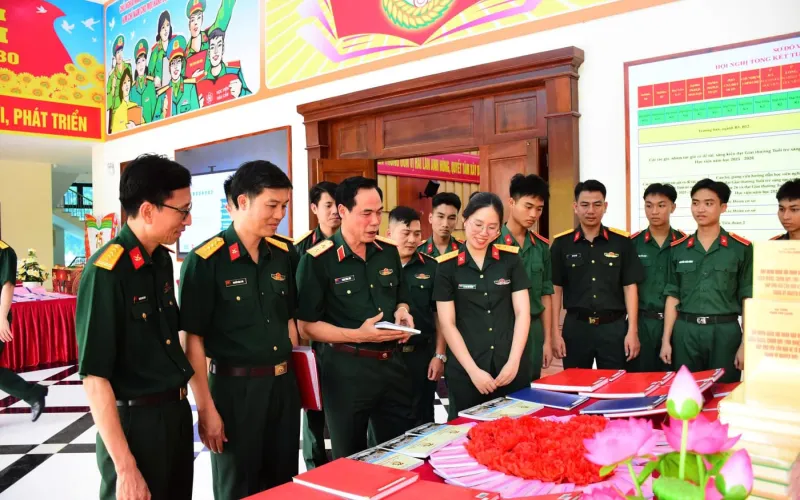 ĐỘT PHÁ TRỞ THÀNH TRUNG TÂM GIÁO DỤC ĐÀO TẠO, NGHIÊN CỨU KHOA HỌC HẬU CẦN - KỸ THUẬT - TÀI CHÍNH TRONG TOÀN QUÂN VÀ TOÀN QUỐC