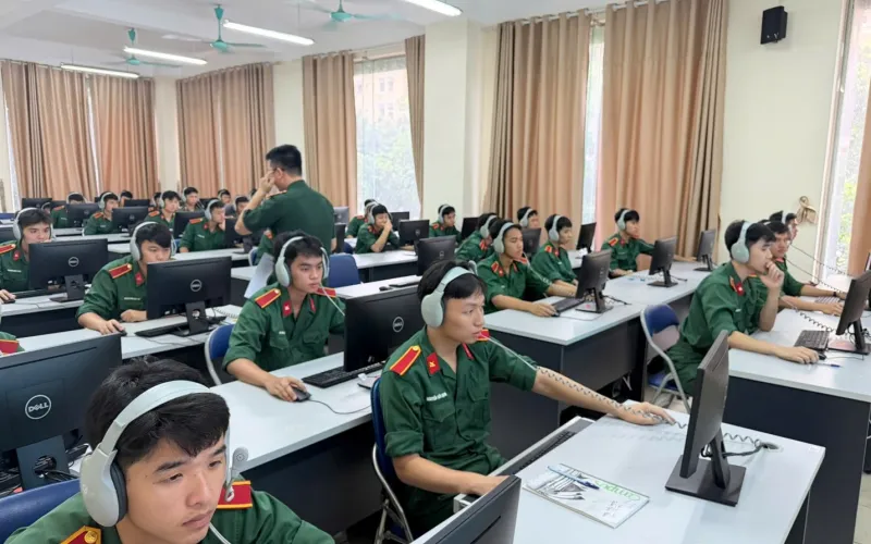 KIỂM TRA CHẤT LƯỢNG HỌC TIẾNG ANH NGOẠI KHÓA CHO HỌC VIÊN KHÓA 31
