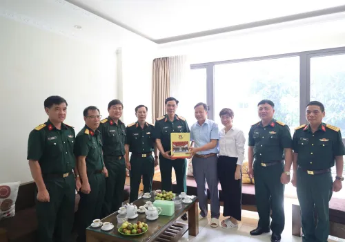 HỌC VIỆN HẬU CẦN VỚI NHỮNG CHUYẾN THĂM NGHĨA TÌNH NHÂN DỊP KỶ NIỆM 79 NĂM NGÀY THƯƠNG BINH - LIỆT SĨ