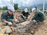 NHANH CHÓNG ỔN ĐỊNH NƠI ĂN, Ở, TRIỂN KHAI XÂY DỰNG CÔNG TRÌNH KHẨN CẤP TẠI XÃ MƯỜNG THAN